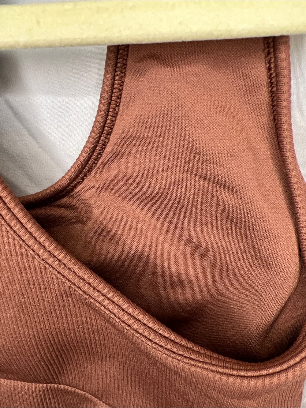 ALO Seamless Ribbed Bra - Picture 5 of 8